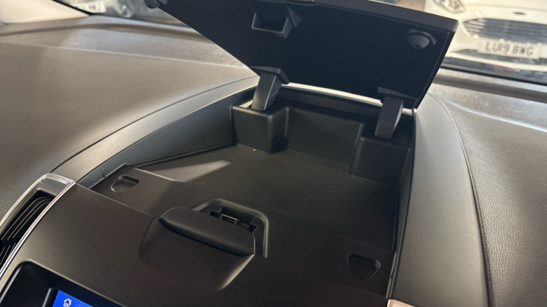 Ford S-MAX 2.5 FHEV 190 Titanium 5dr CVT Hybrid Estate